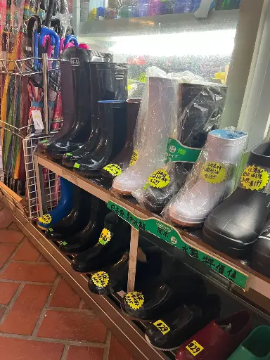 高筒防水鞋 特價發售